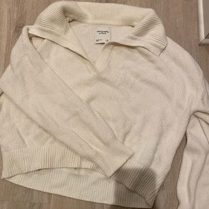 Abercrombie and fitch cream collared sweater Sz S